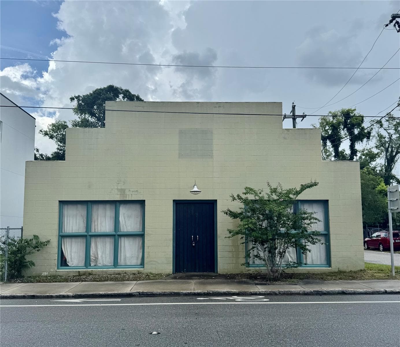 3205 N FLORIDA AVE