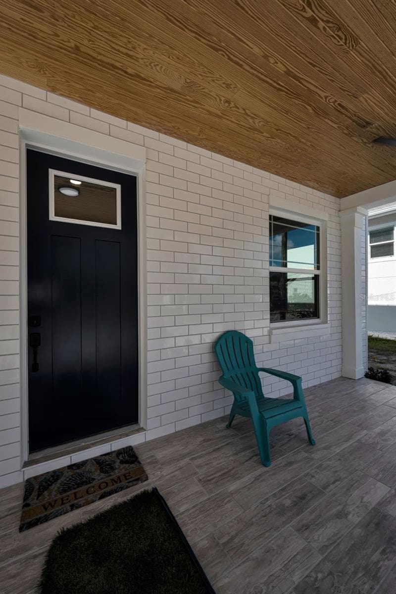 Single Family Residence at 158 E SPRUCE ST, TARPON SPRINGS, photo 15 of 86