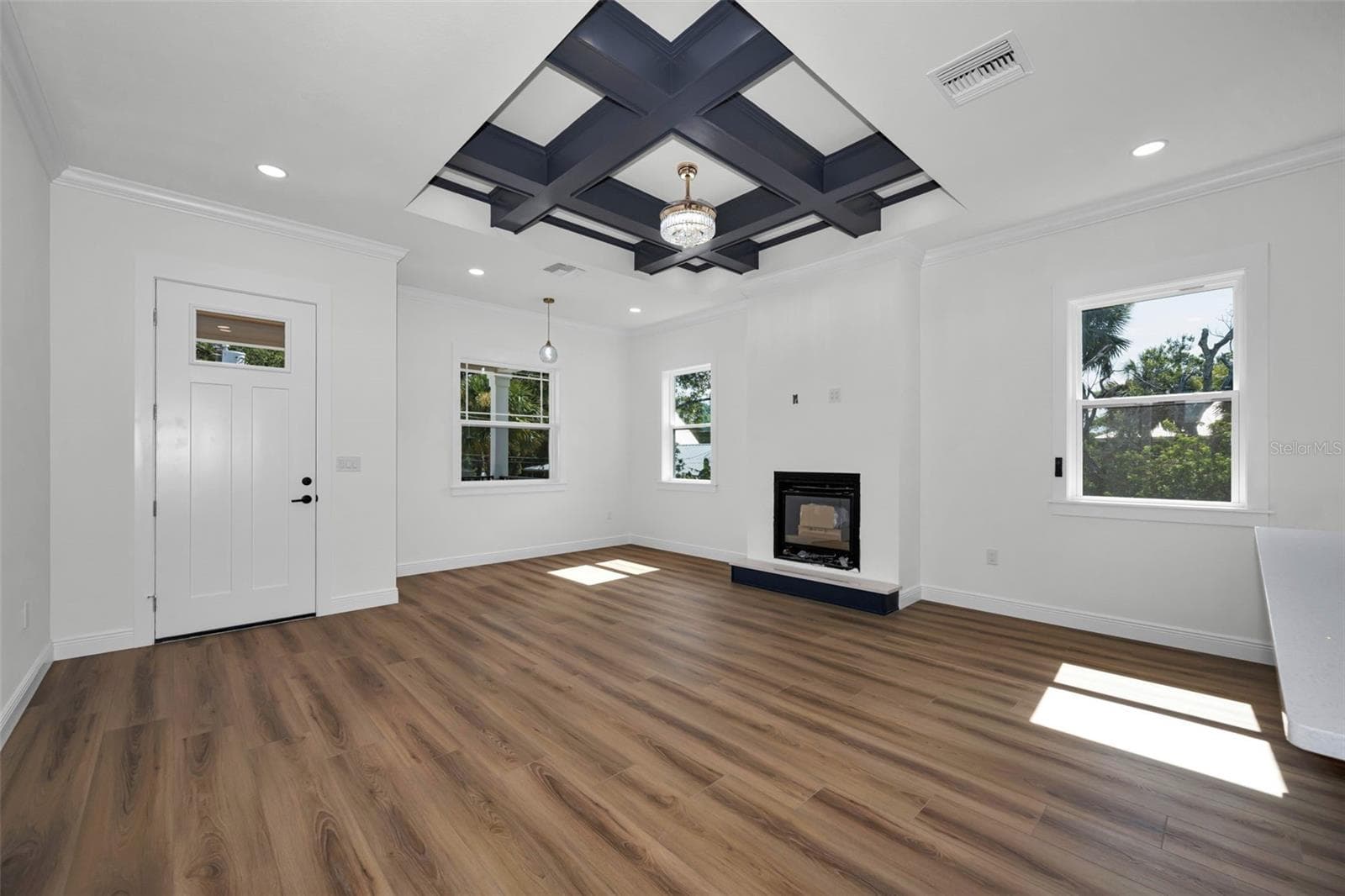 Single Family Residence at 158 E SPRUCE ST, TARPON SPRINGS, photo 31 of 86