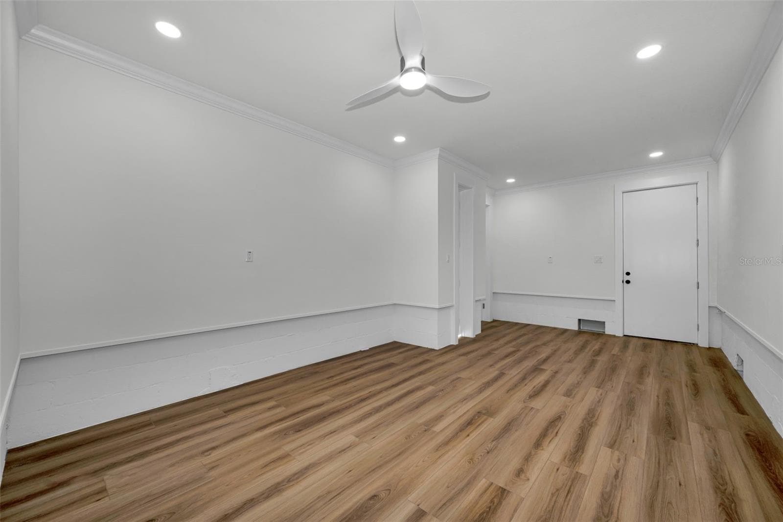 Single Family Residence at 158 E SPRUCE ST, TARPON SPRINGS, photo 52 of 86