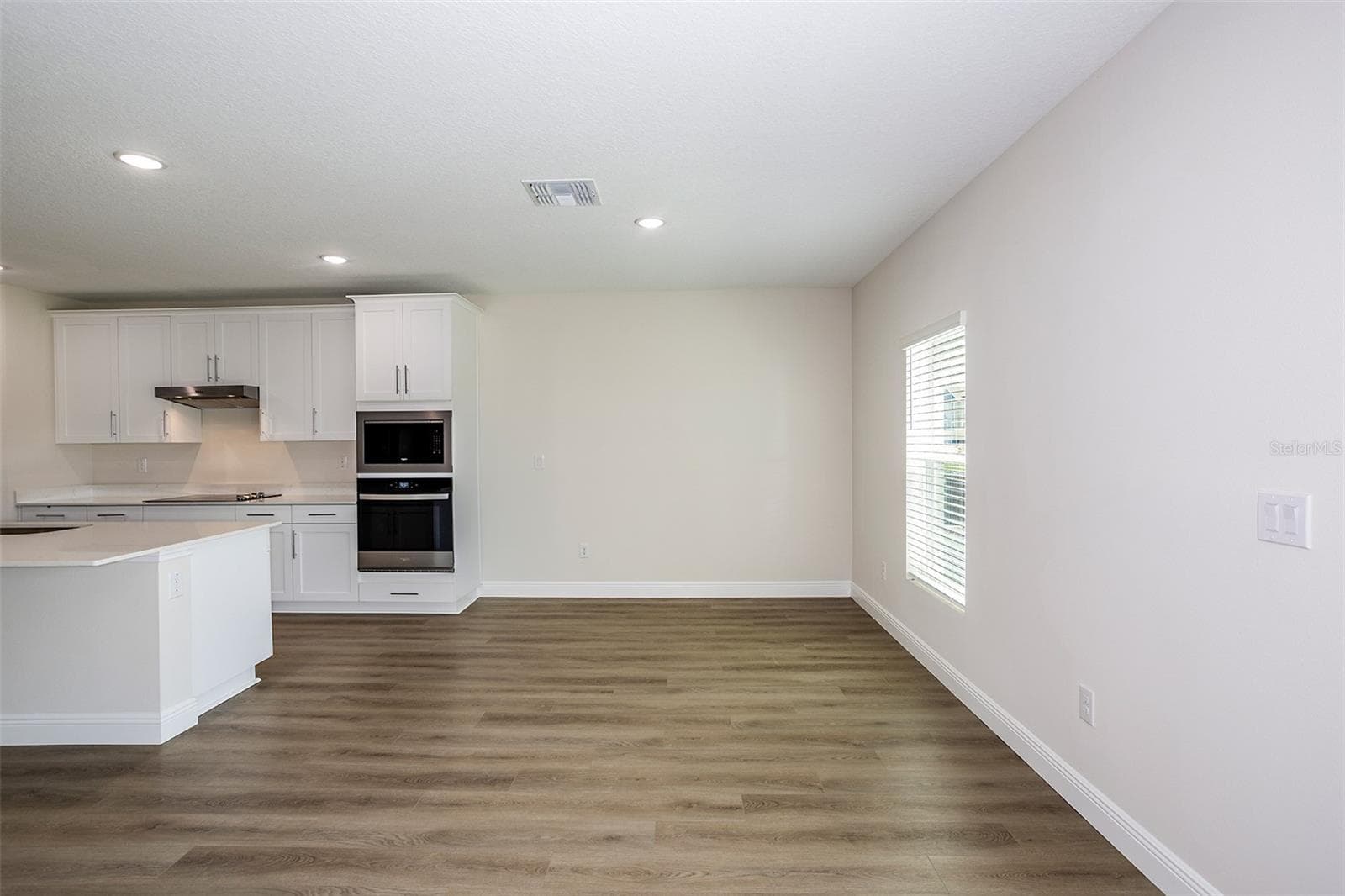 Single Family Residence at 9886 ANNUNCIATION DR, WESLEY CHAPEL, photo 13 of 27