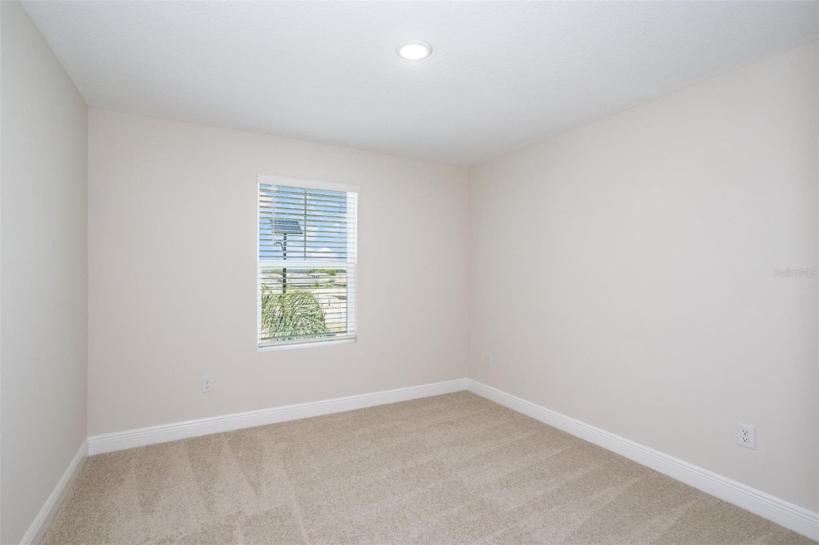 Single Family Residence at 9886 ANNUNCIATION DR, WESLEY CHAPEL, photo 15 of 27