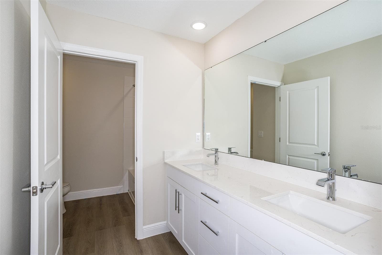 Single Family Residence at 9886 ANNUNCIATION DR, WESLEY CHAPEL, photo 16 of 27