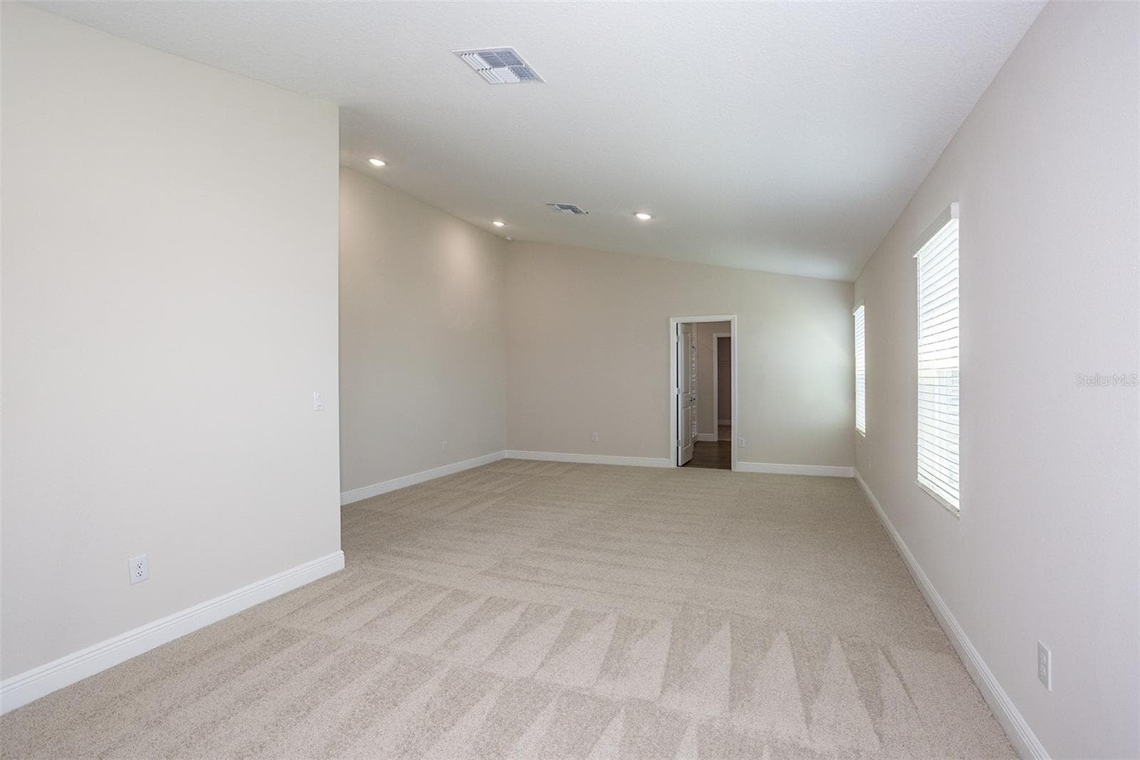 Single Family Residence at 9886 ANNUNCIATION DR, WESLEY CHAPEL, photo 23 of 27