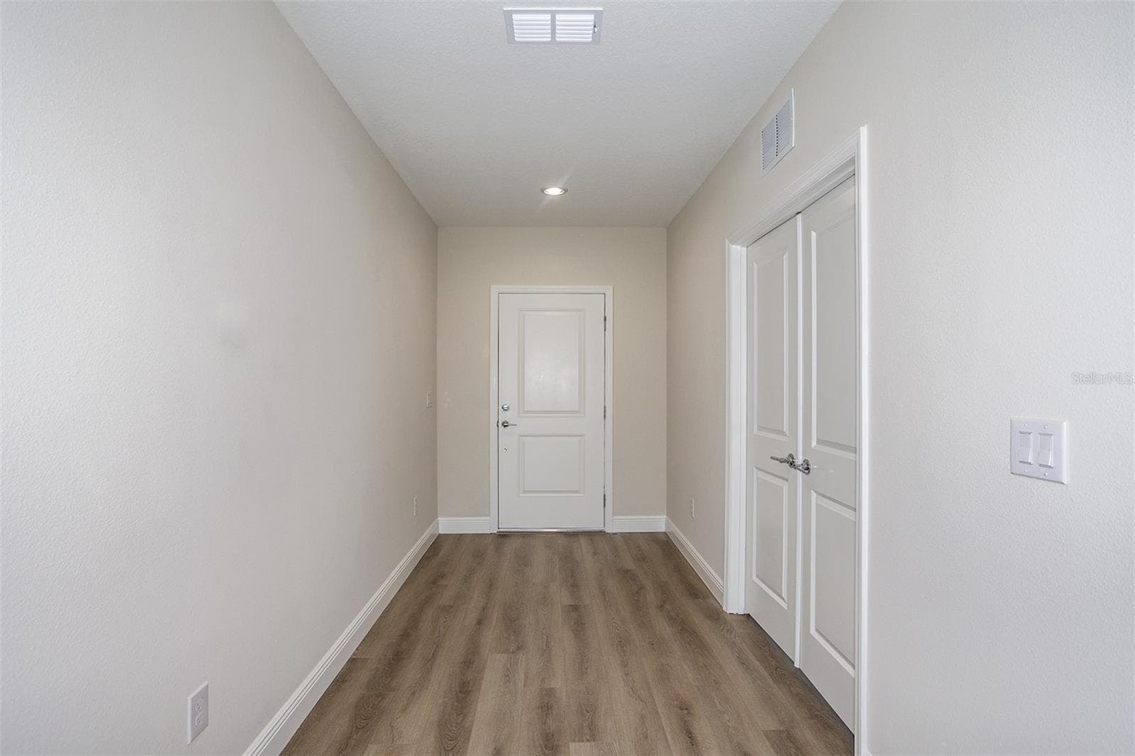 Single Family Residence at 9886 ANNUNCIATION DR, WESLEY CHAPEL, photo 24 of 27