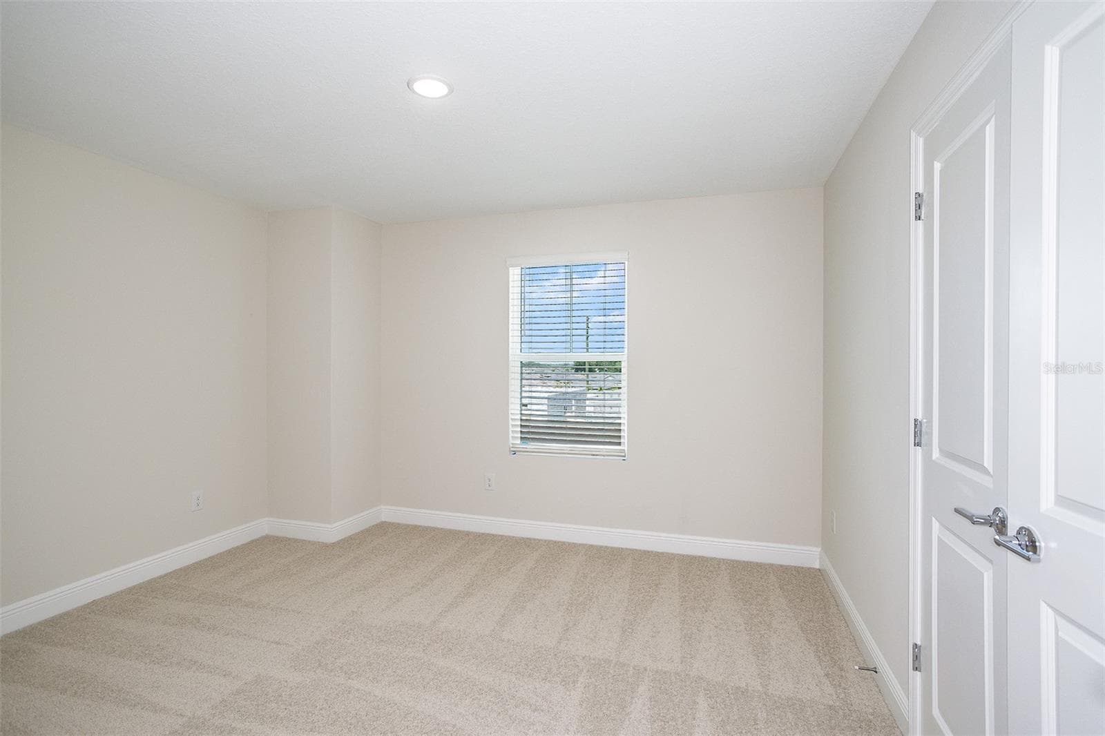 Single Family Residence at 9936 ANNUNCIATION DR, WESLEY CHAPEL, photo 14 of 27