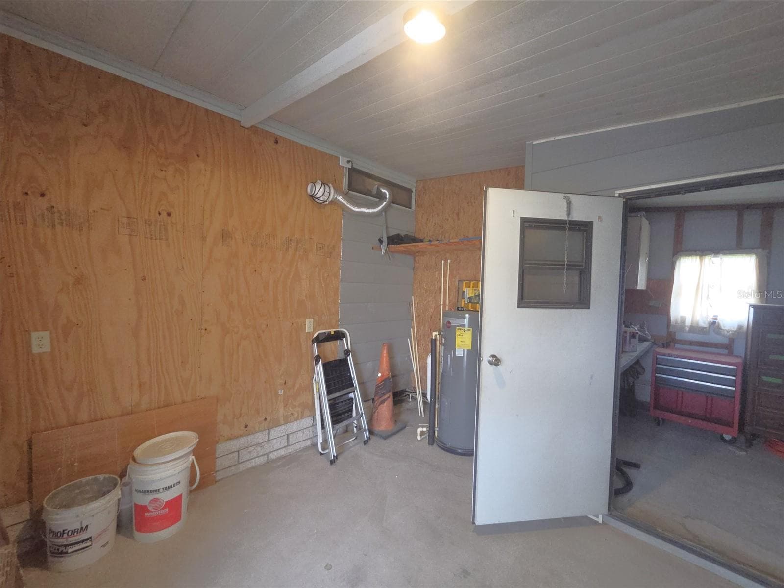 Manufactured Home at 332 VICTORIA DR, HAINES CITY, photo 12 of 92