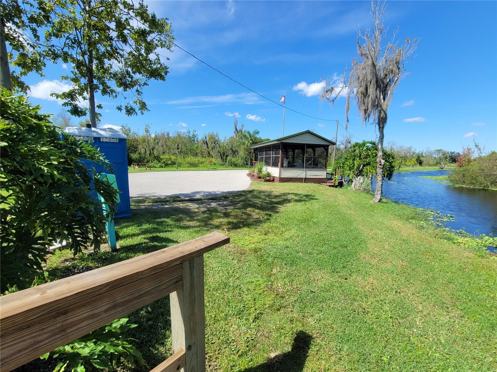 Manufactured Home at 332 VICTORIA DR, HAINES CITY, photo 90 of 92