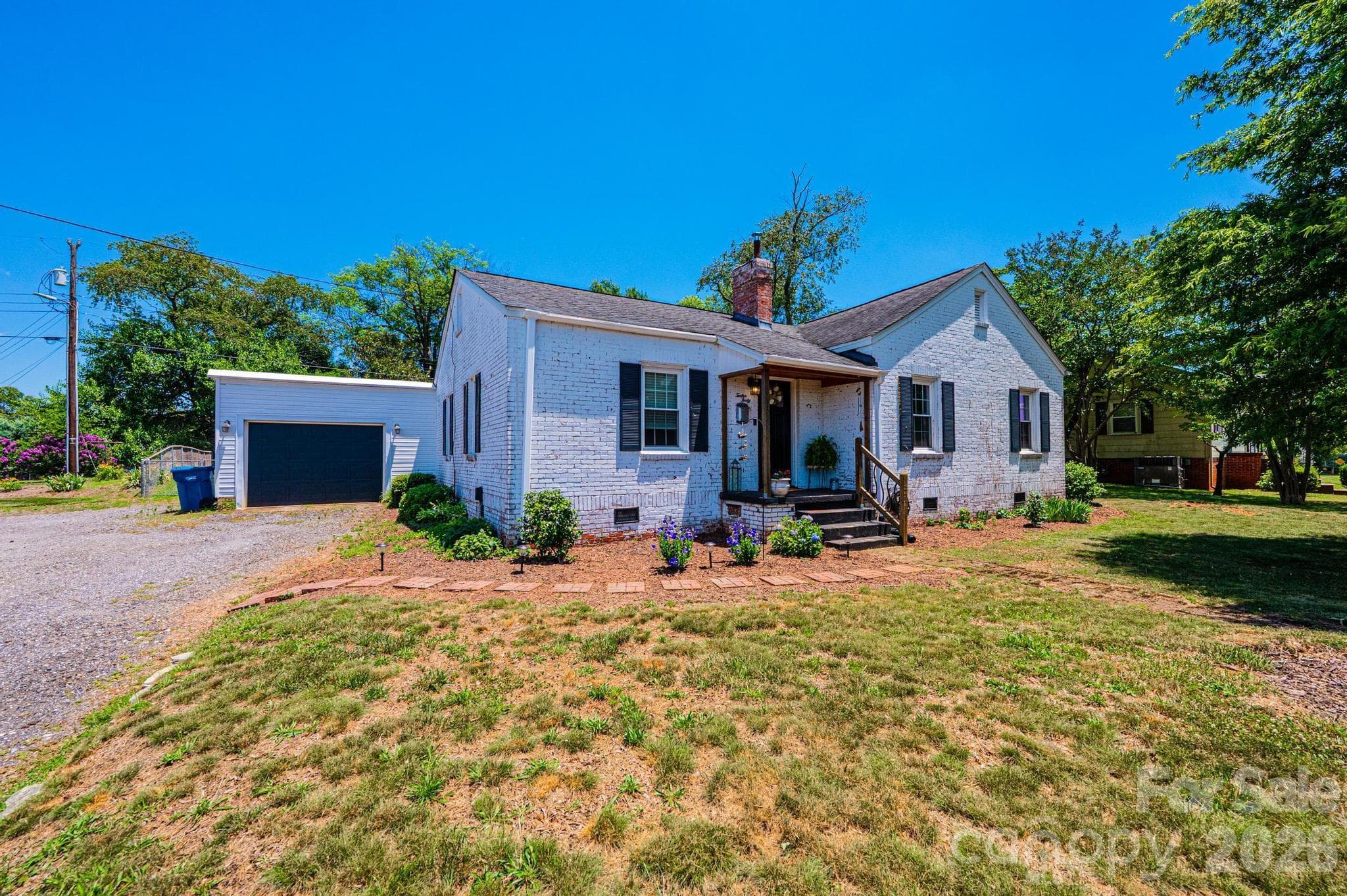 Single Family Residence at Hickory, photo 2 of 48