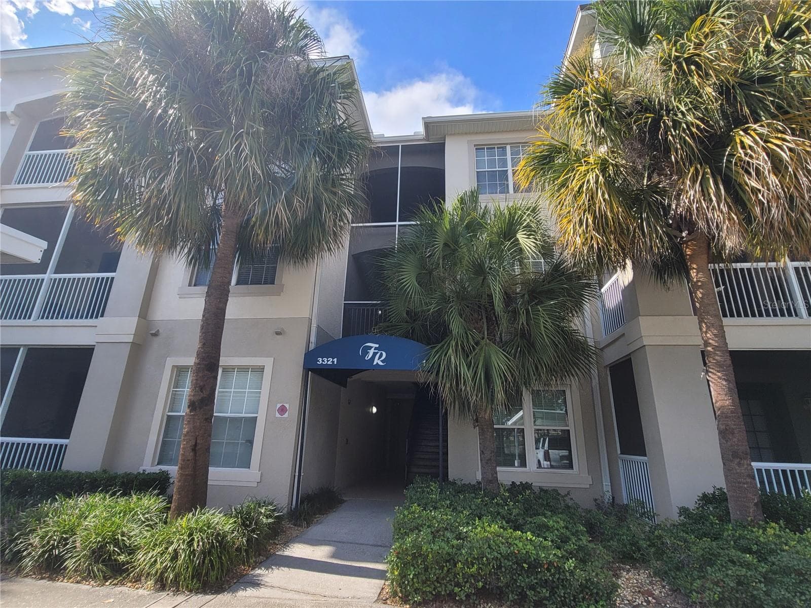 3321 WHITESTONE CIR #108