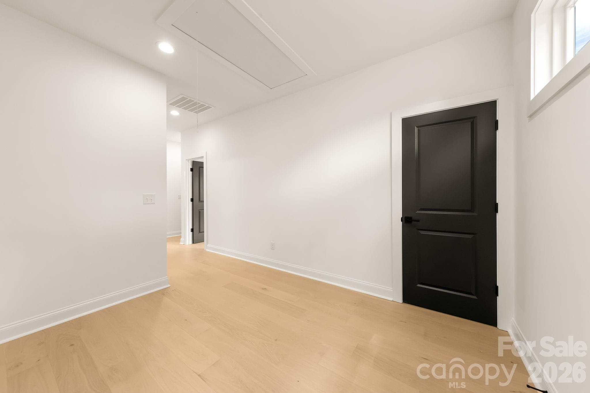 Single Family Residence at 3031 Mathis Drive, Charlotte, photo 20 of 42