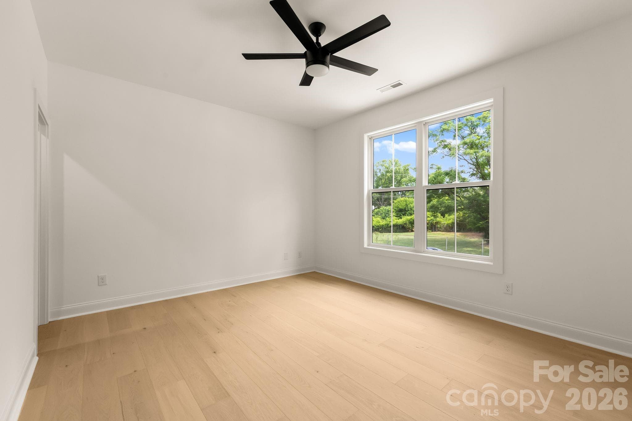Single Family Residence at 3031 Mathis Drive, Charlotte, photo 23 of 42