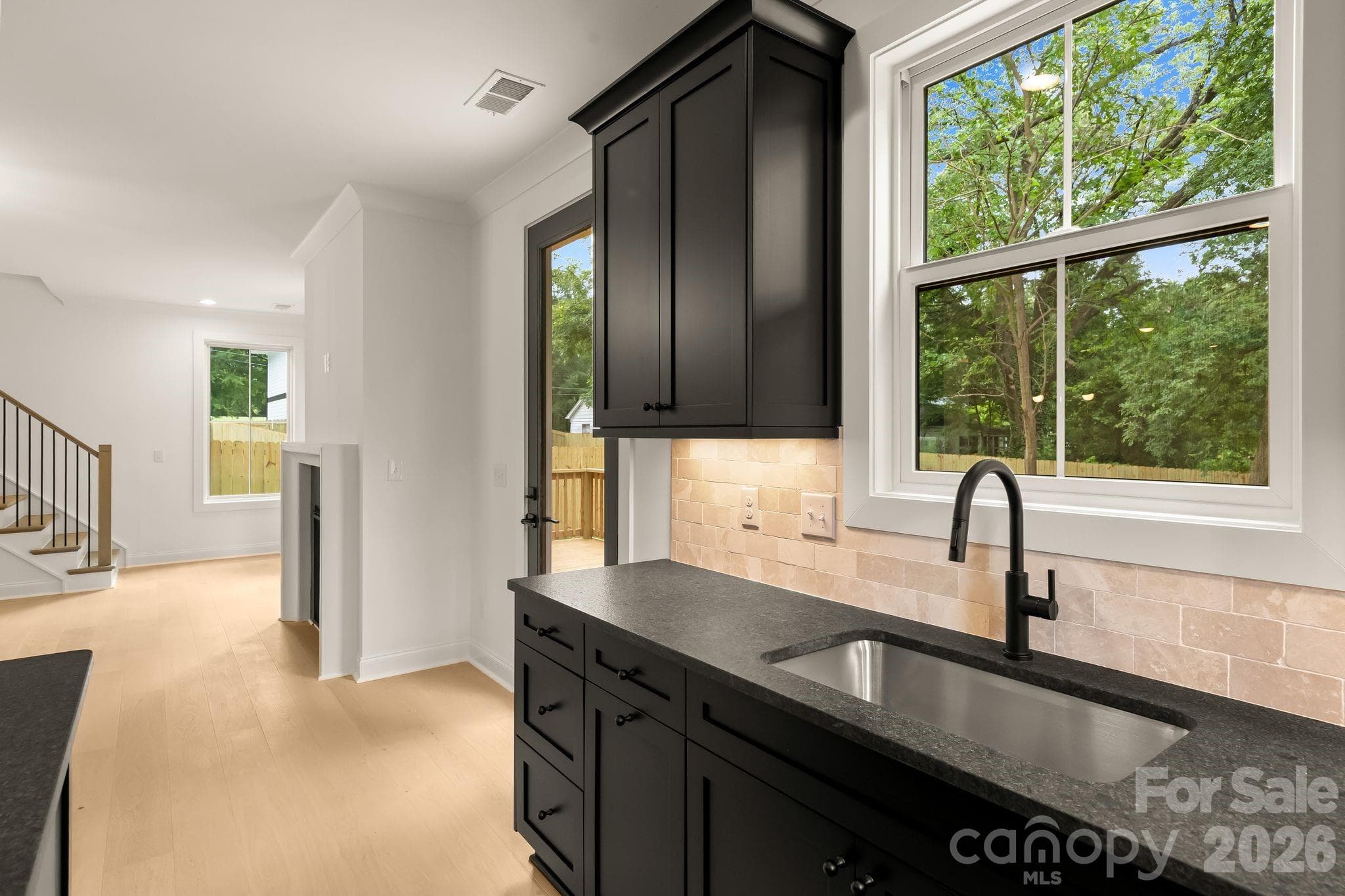 Single Family Residence at 3031 Mathis Drive, Charlotte, photo 31 of 42