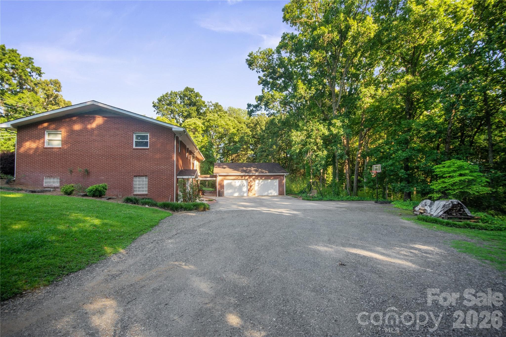 Single Family Residence at 3303 Pikeview Road, Fort Mill, photo 9 of 34