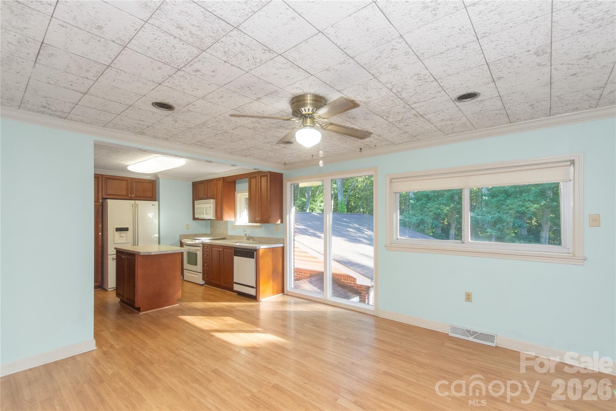 Single Family Residence at 3303 Pikeview Road, Fort Mill, photo 12 of 34