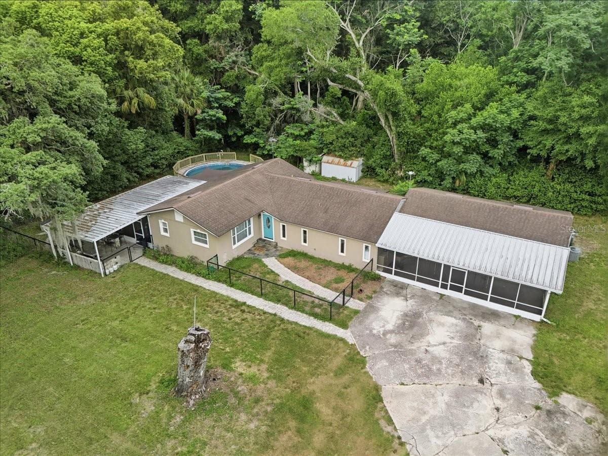 Single Family Residence at 8095 ROSE AVE, ORLANDO, photo 6 of 56