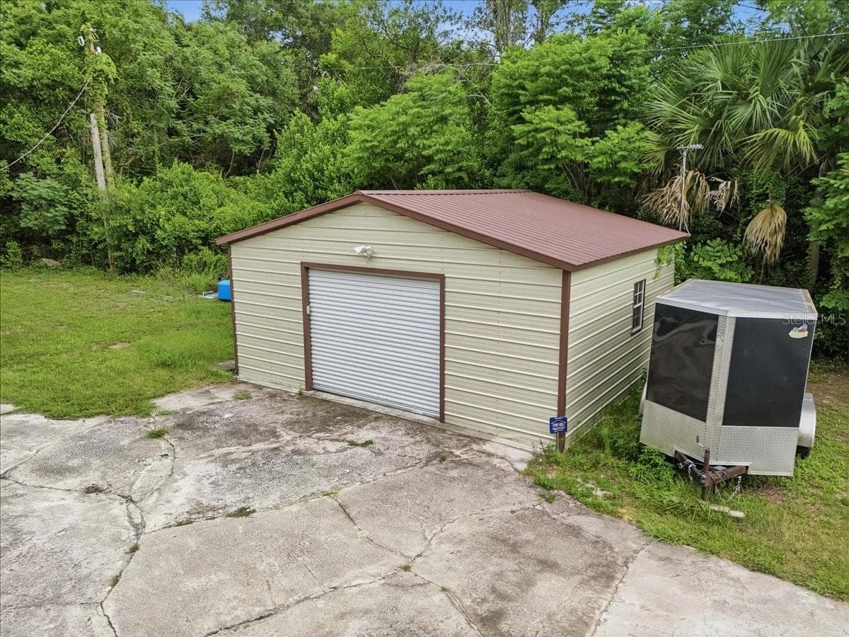 Garage - 8095 ROSE AVE, ORLANDO