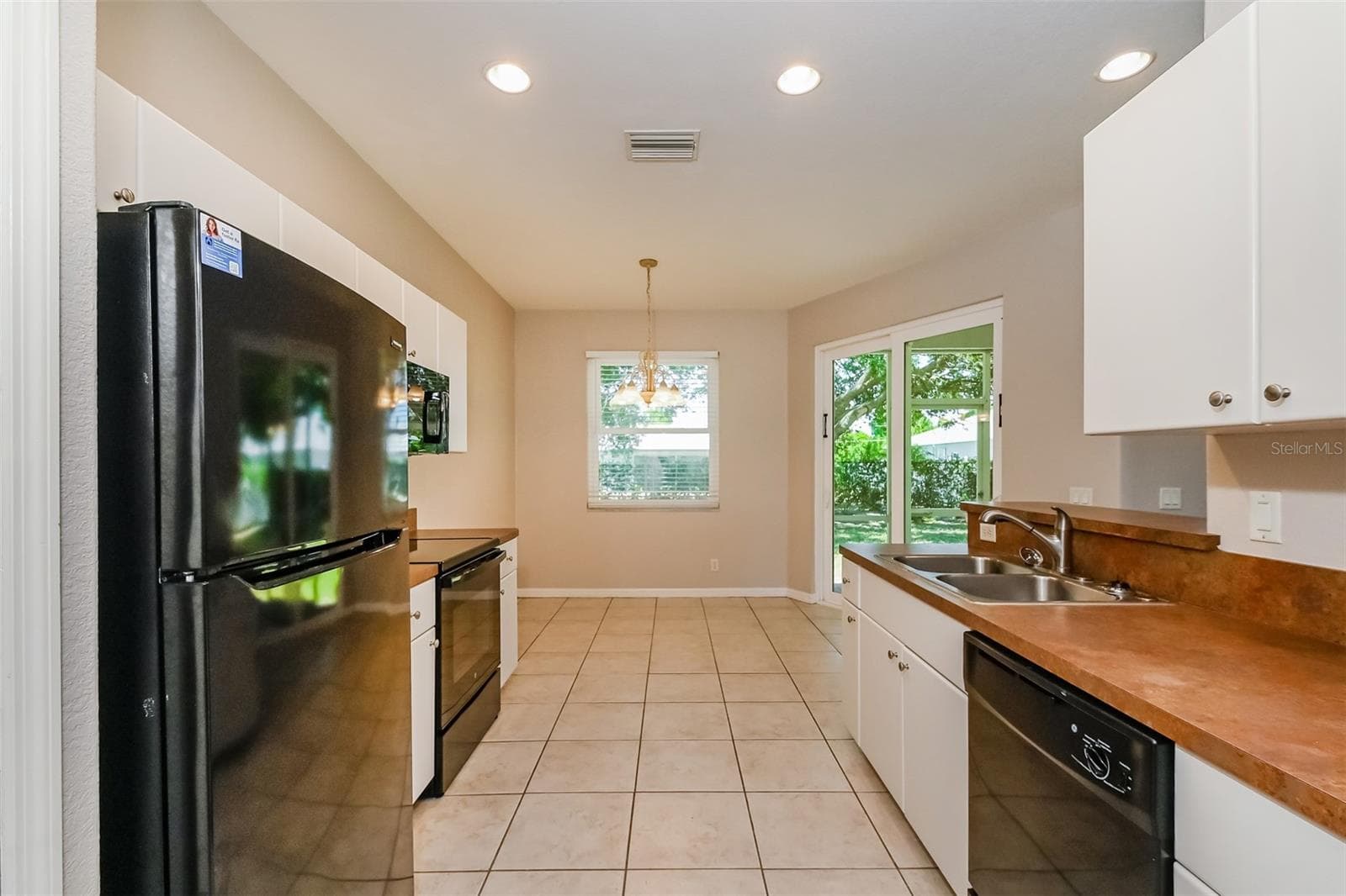 Single Family Residence at 4141 MERMELL CIR, NORTH PORT, photo 4 of 15