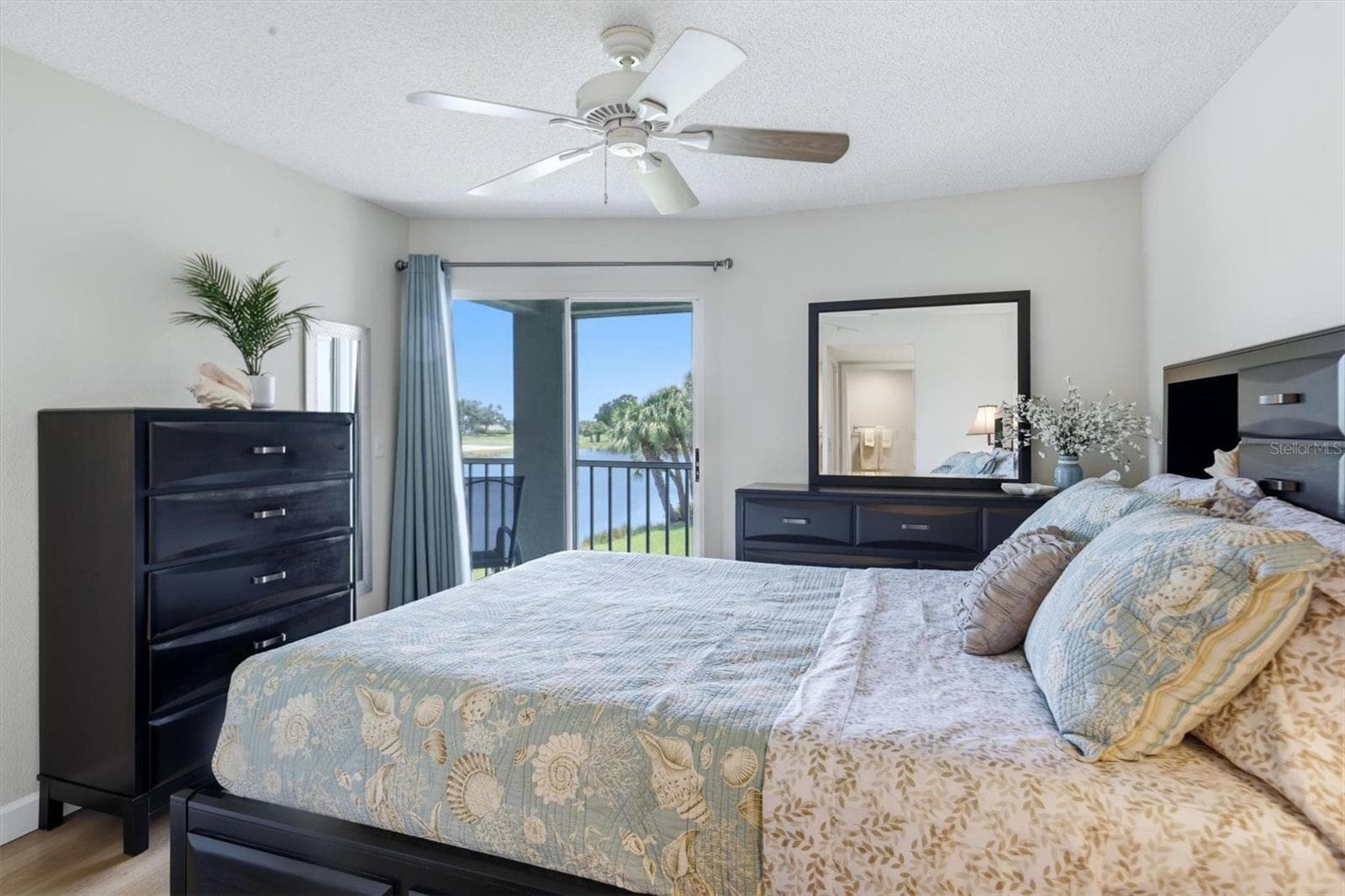 Primary bedroom - 9320 CLUBSIDE CIR #2209, SARASOTA