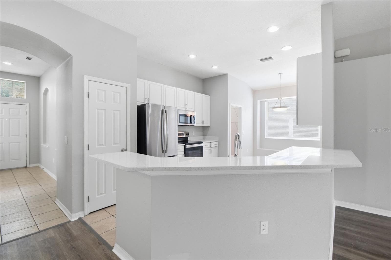 Single Family Residence at 427 FERN GULLEY DR, SEFFNER, photo 12 of 51