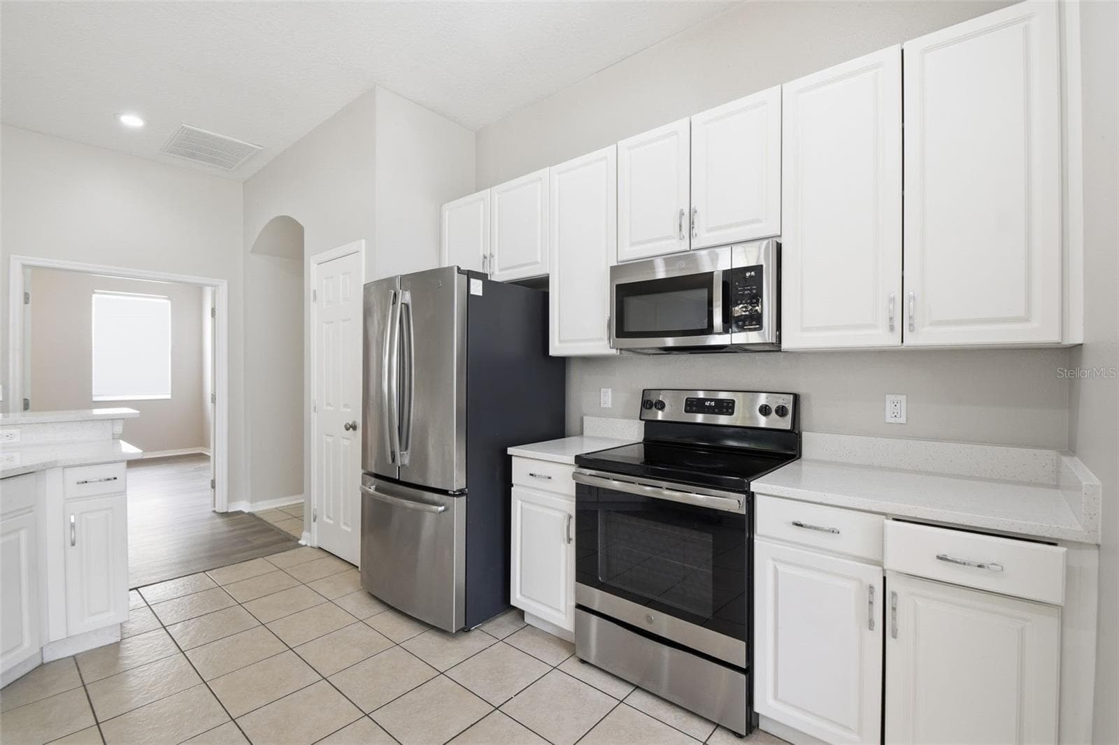 Single Family Residence at 427 FERN GULLEY DR, SEFFNER, photo 15 of 51