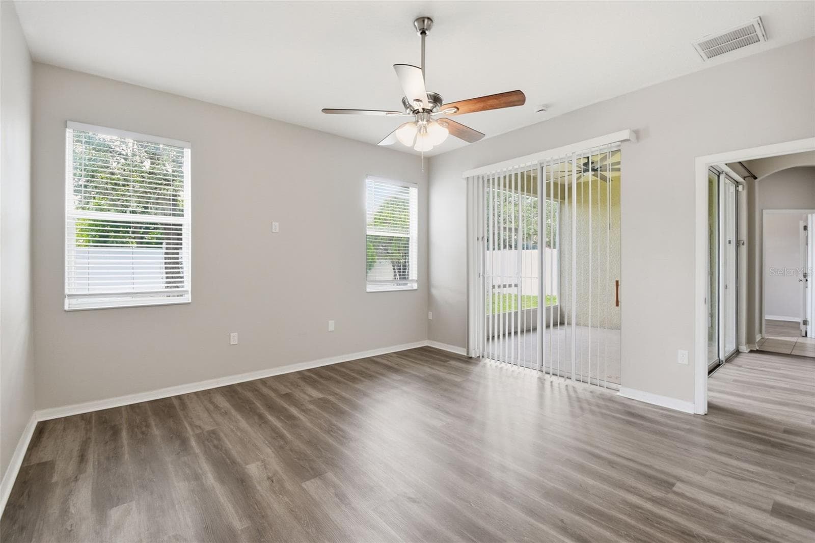 Single Family Residence at 427 FERN GULLEY DR, SEFFNER, photo 24 of 51