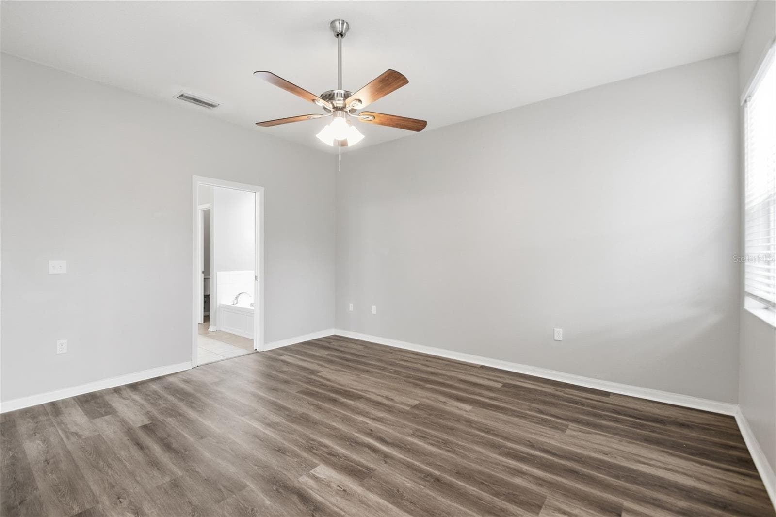 Single Family Residence at 427 FERN GULLEY DR, SEFFNER, photo 26 of 51
