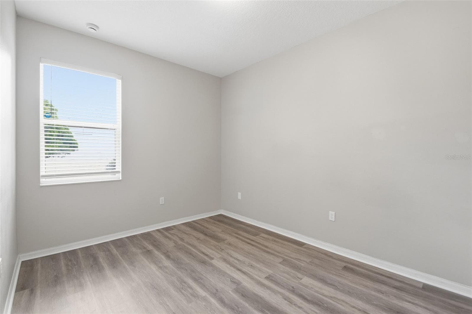 Single Family Residence at 427 FERN GULLEY DR, SEFFNER, photo 27 of 51