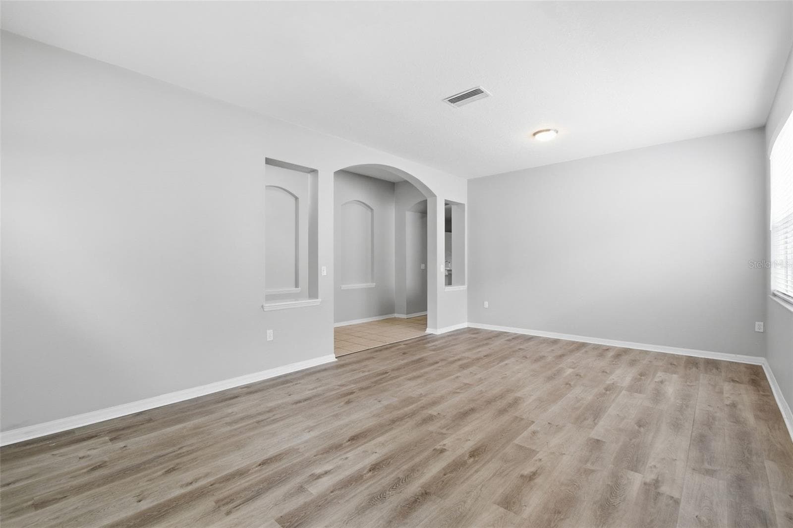 Single Family Residence at 427 FERN GULLEY DR, SEFFNER, photo 37 of 51