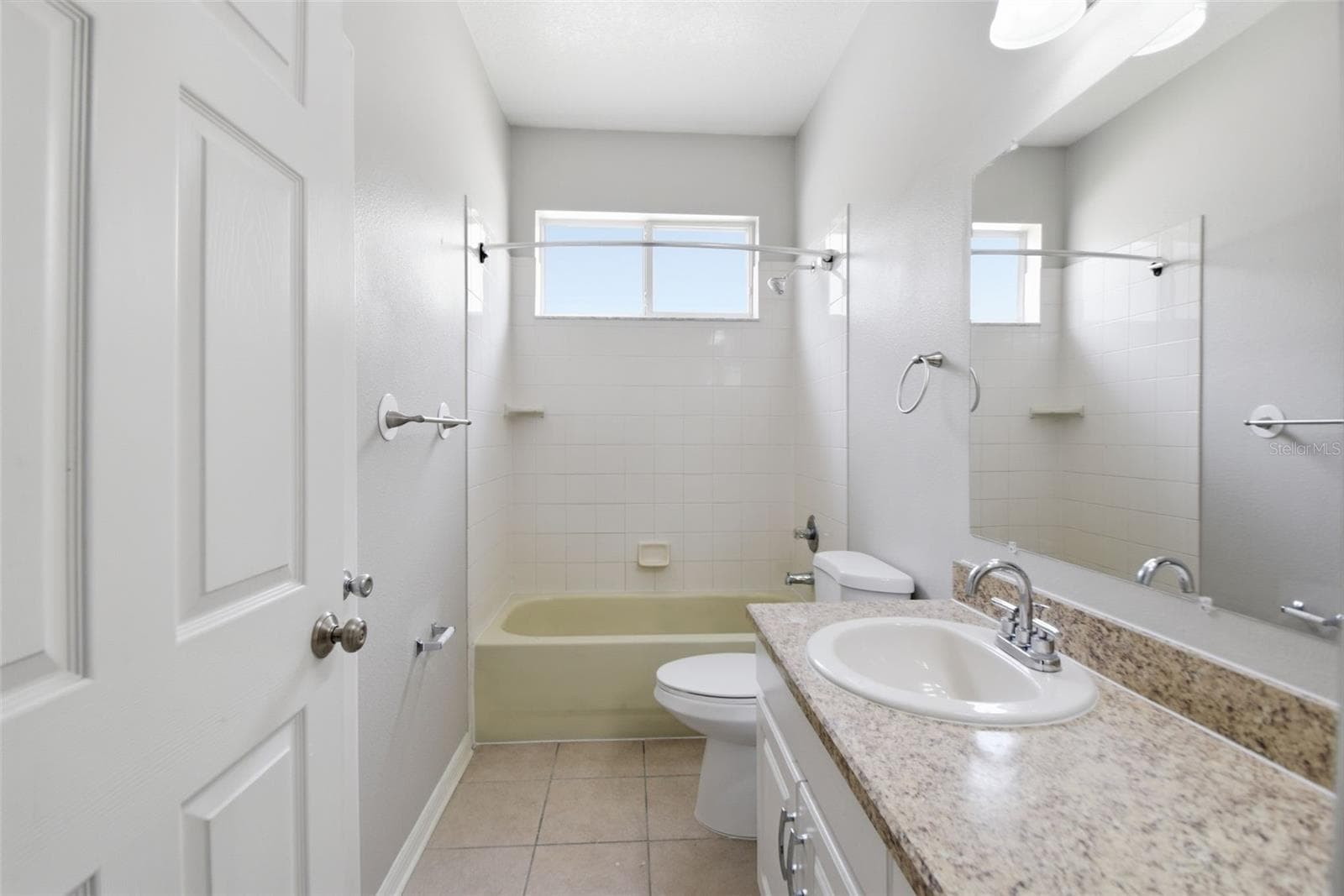 Single Family Residence at 427 FERN GULLEY DR, SEFFNER, photo 42 of 51