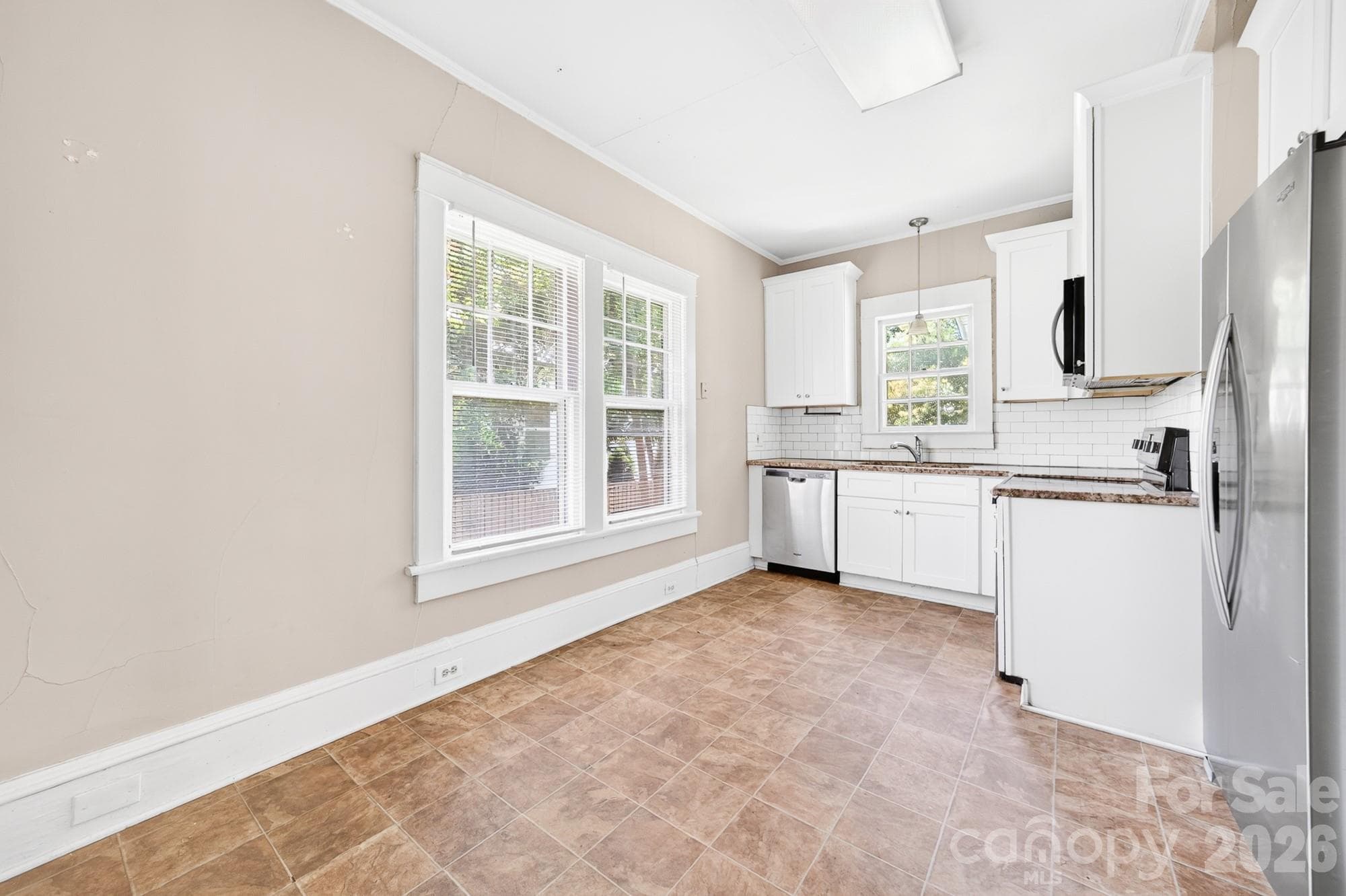 Single Family Residence at 11 Cedar Street, Belmont, photo 13 of 37