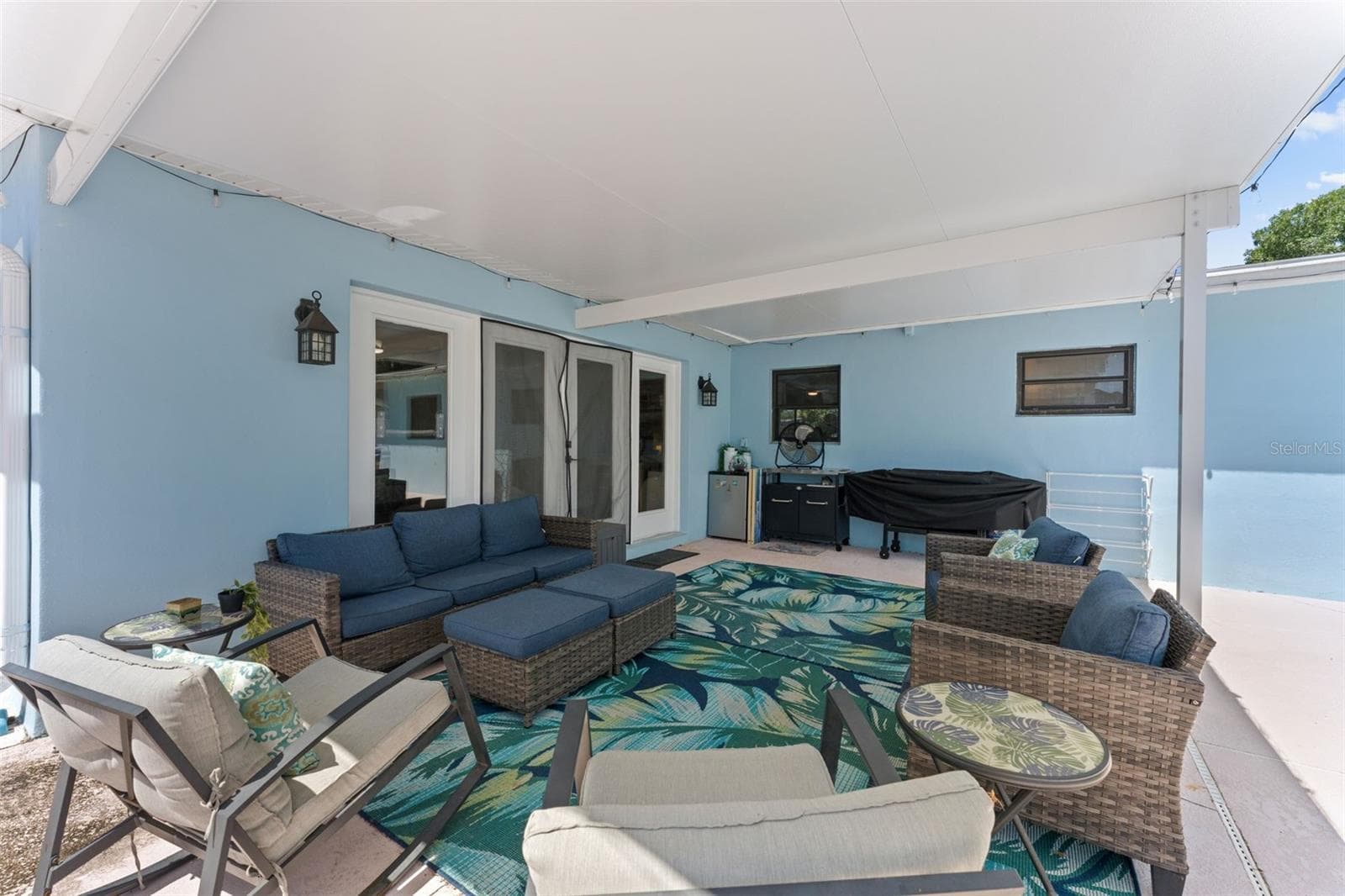 Covered patio off family room - 2833 56TH LN N, ST PETERSBURG