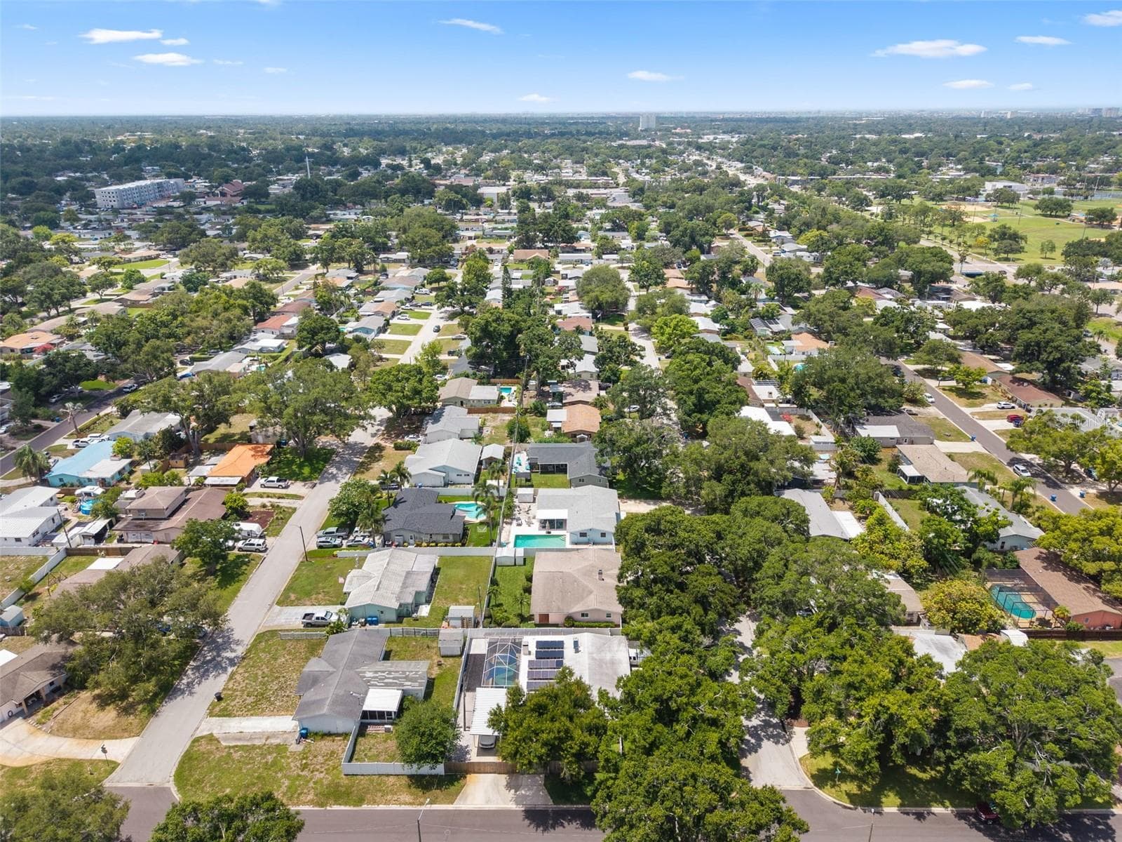 Looking south - 2833 56TH LN N, ST PETERSBURG