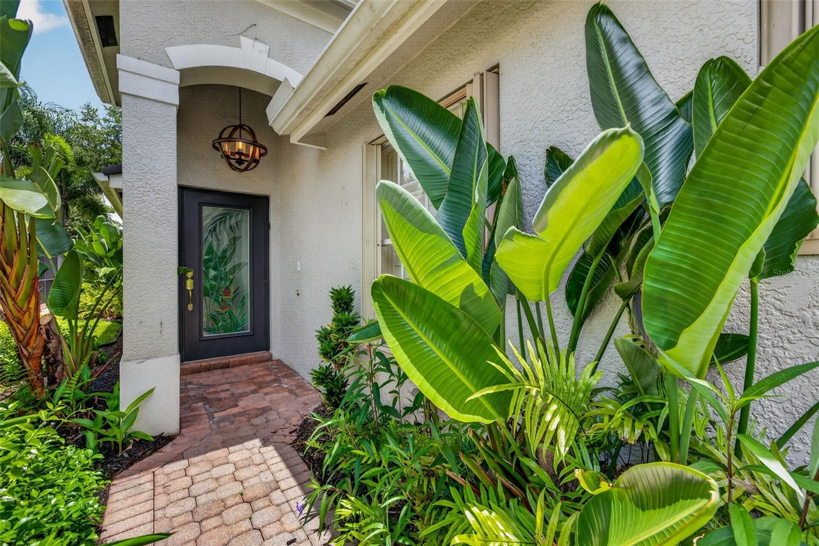 Entry - 1574 WINDAMERE LN, NAPLES