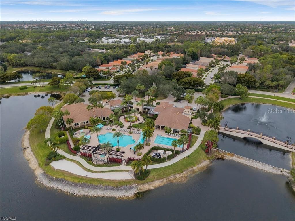 Community Pool Area - 1574 WINDAMERE LN, NAPLES