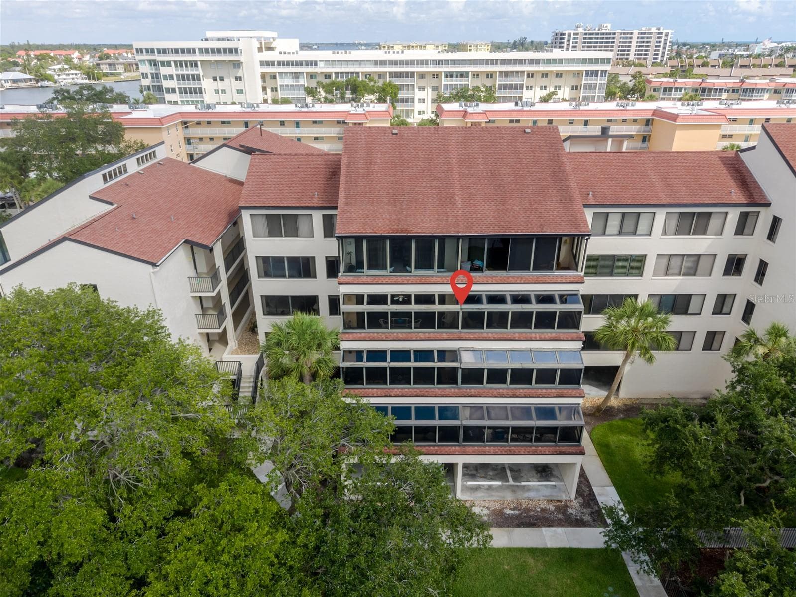Condominium at 6267 MIDNIGHT PASS RD #306, SARASOTA, photo 3 of 86