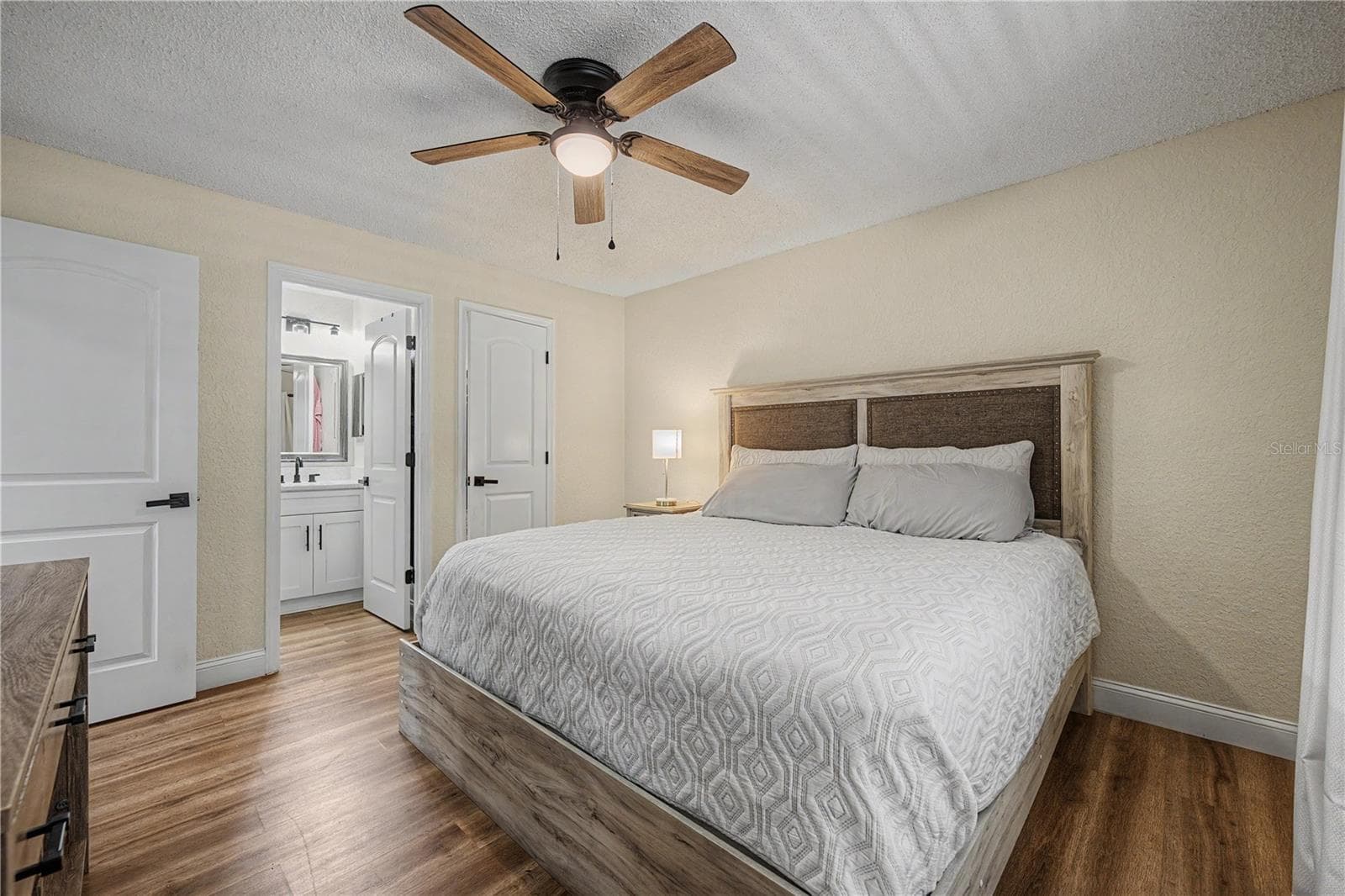 Condominium at 3266 HAVILAND CT #303, PALM HARBOR, photo 20 of 62