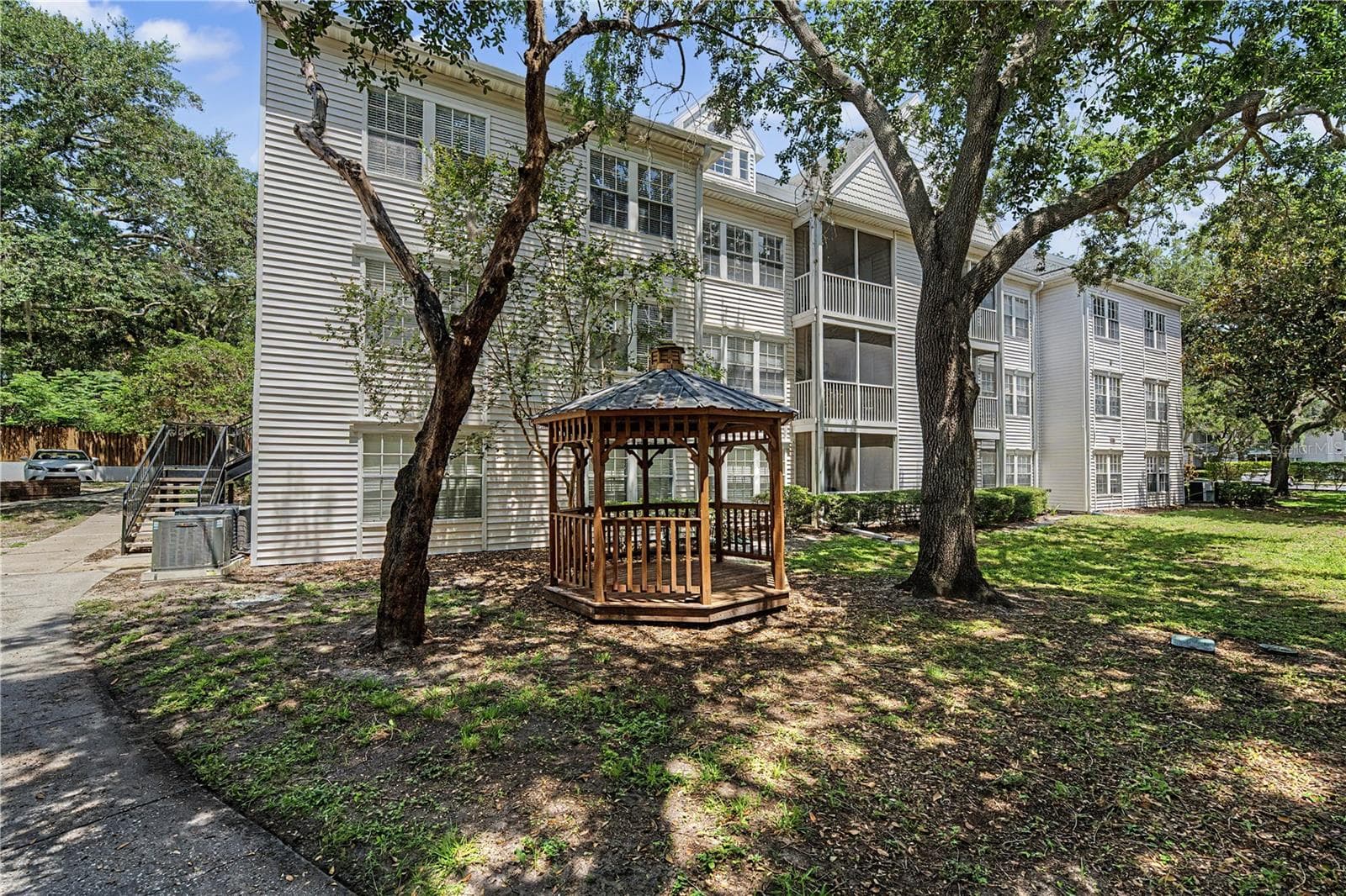 Condominium at 3266 HAVILAND CT #303, PALM HARBOR, photo 35 of 62