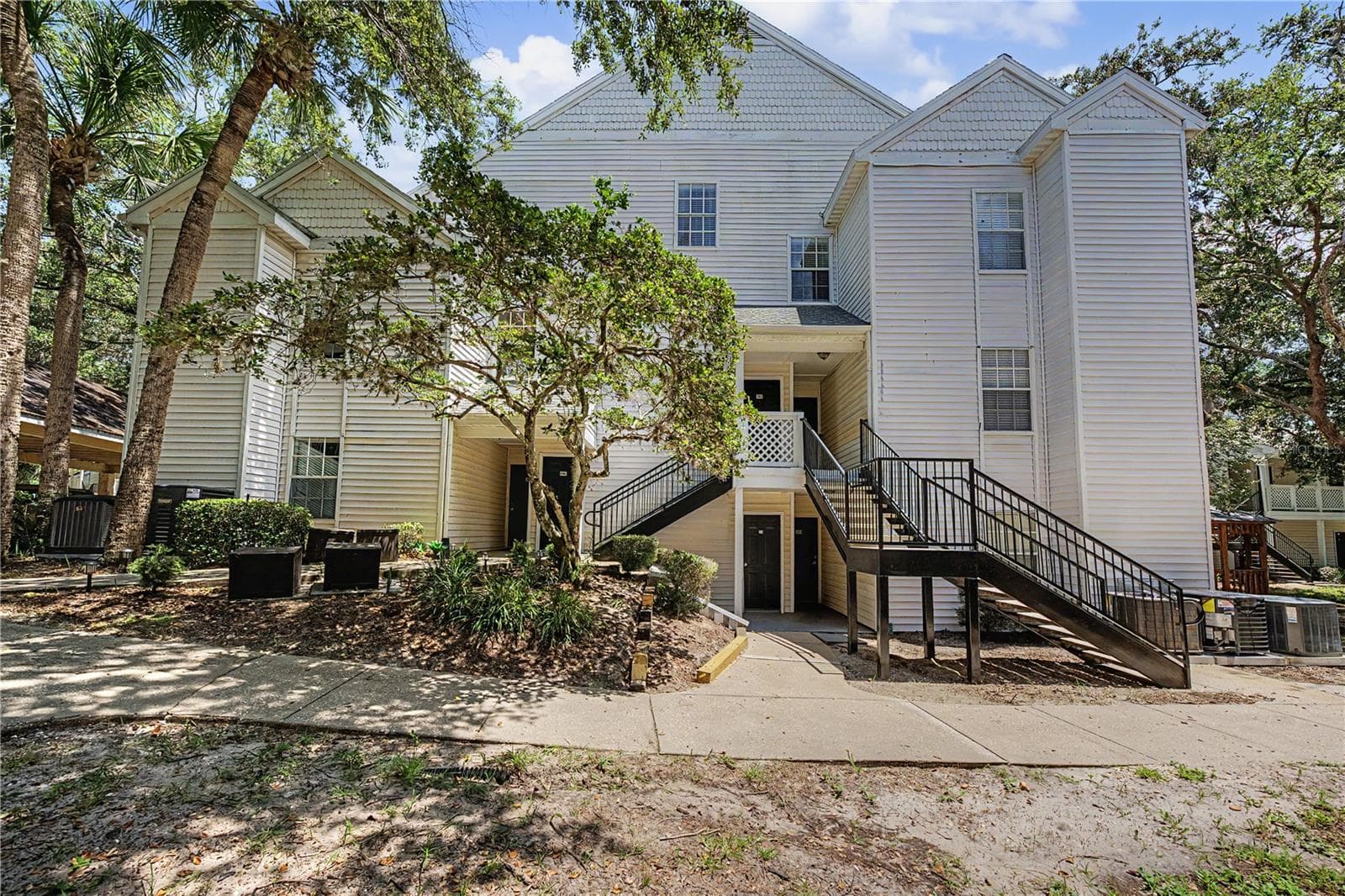Condominium at 3266 HAVILAND CT #303, PALM HARBOR, photo 36 of 62