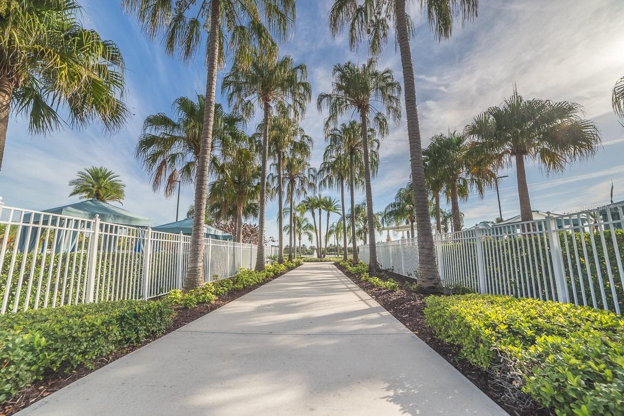 Townhouse at 8974 AMELIA DOWNS TRL, KISSIMMEE, photo 56 of 65