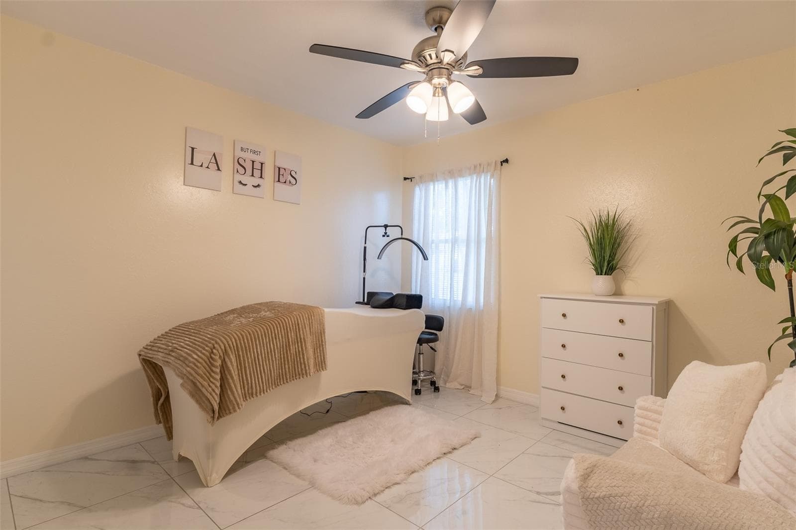 Single Family Residence at 930 HICKS RD, LAKELAND, photo 14 of 22