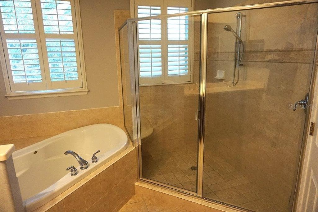 Townhouse at 8406 FRESCADA CT, ORLANDO, photo 14 of 32