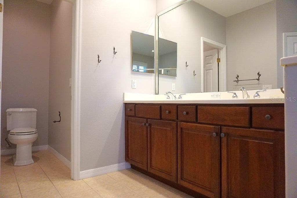 Townhouse at 8406 FRESCADA CT, ORLANDO, photo 16 of 32