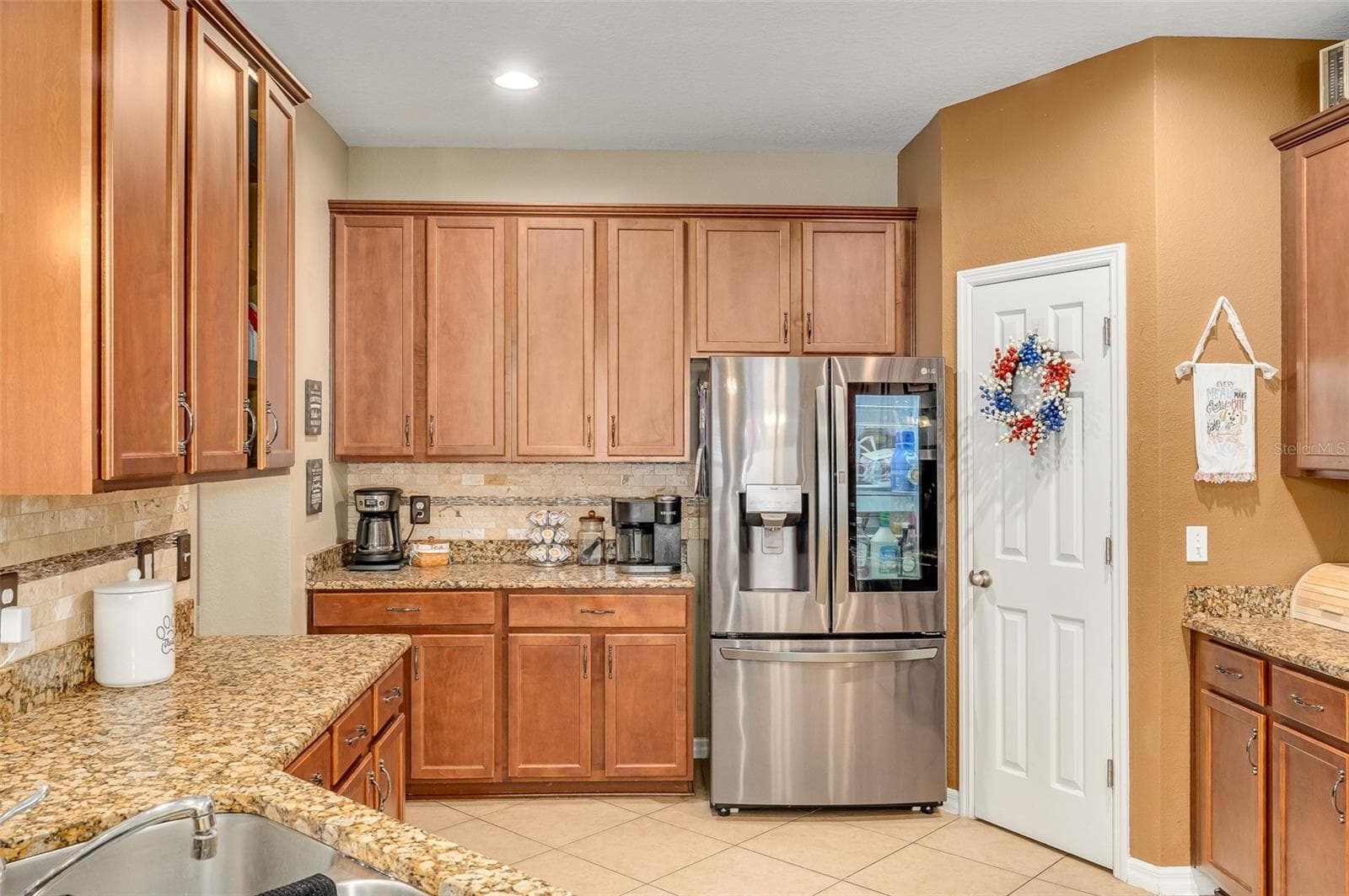Single Family Residence at 2711 CYPRESS TREE TRL, ST CLOUD, photo 16 of 92