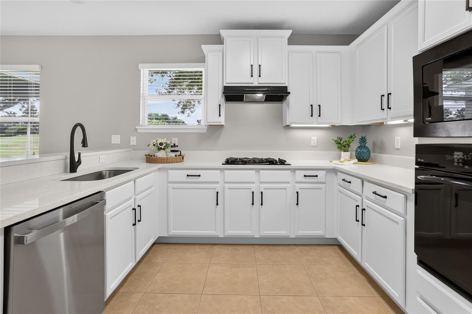 Single Family Residence at 4834 INDEPENDENCE TRL, LEESBURG, photo 10 of 34