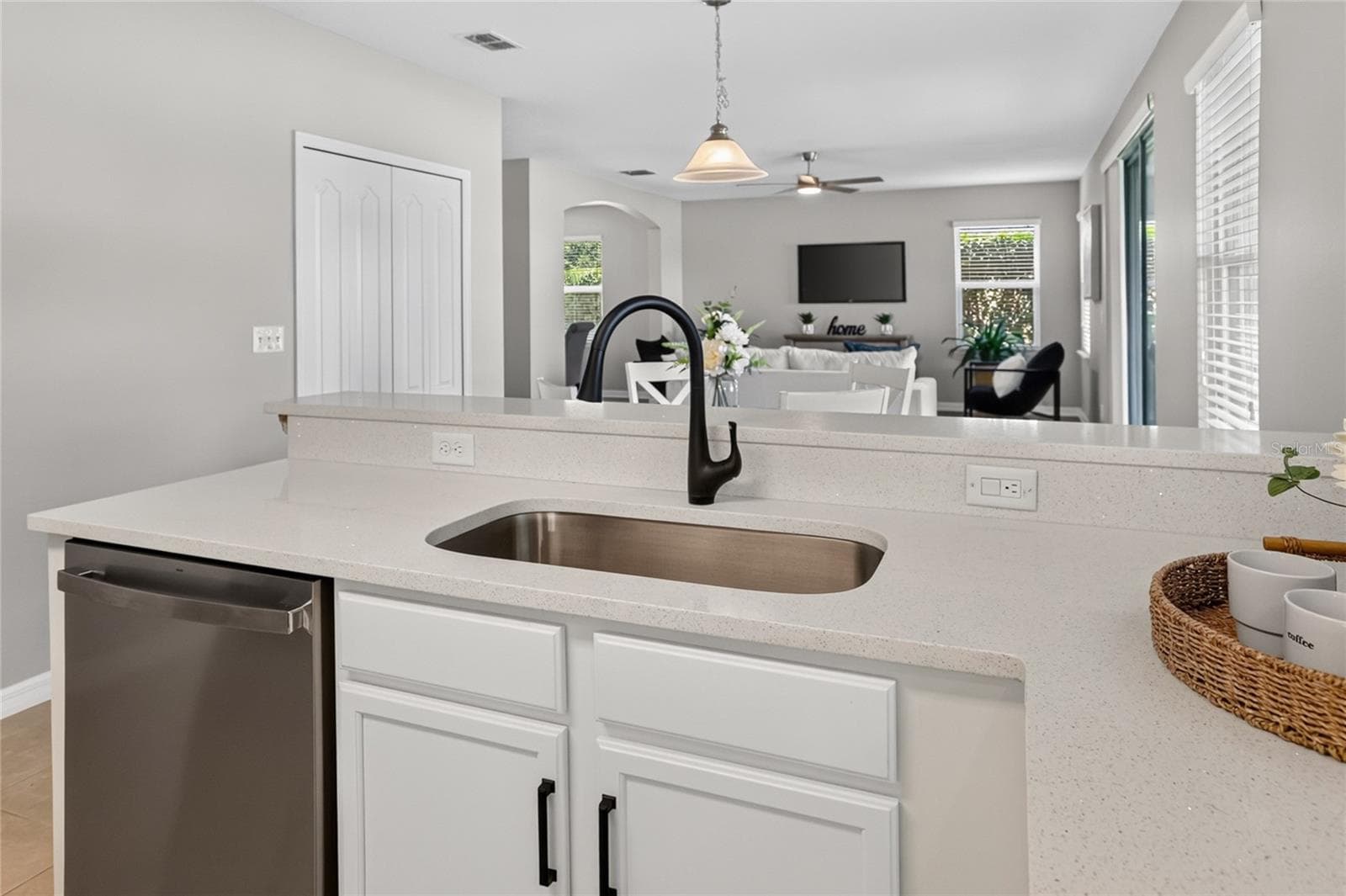 Single Family Residence at 4834 INDEPENDENCE TRL, LEESBURG, photo 12 of 34
