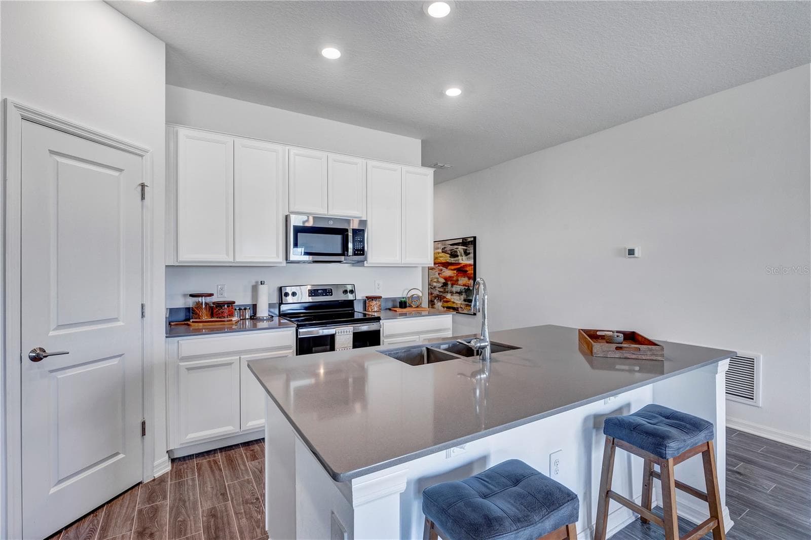 Kitchen - 1328 TUPELO TRL, HAINES CITY