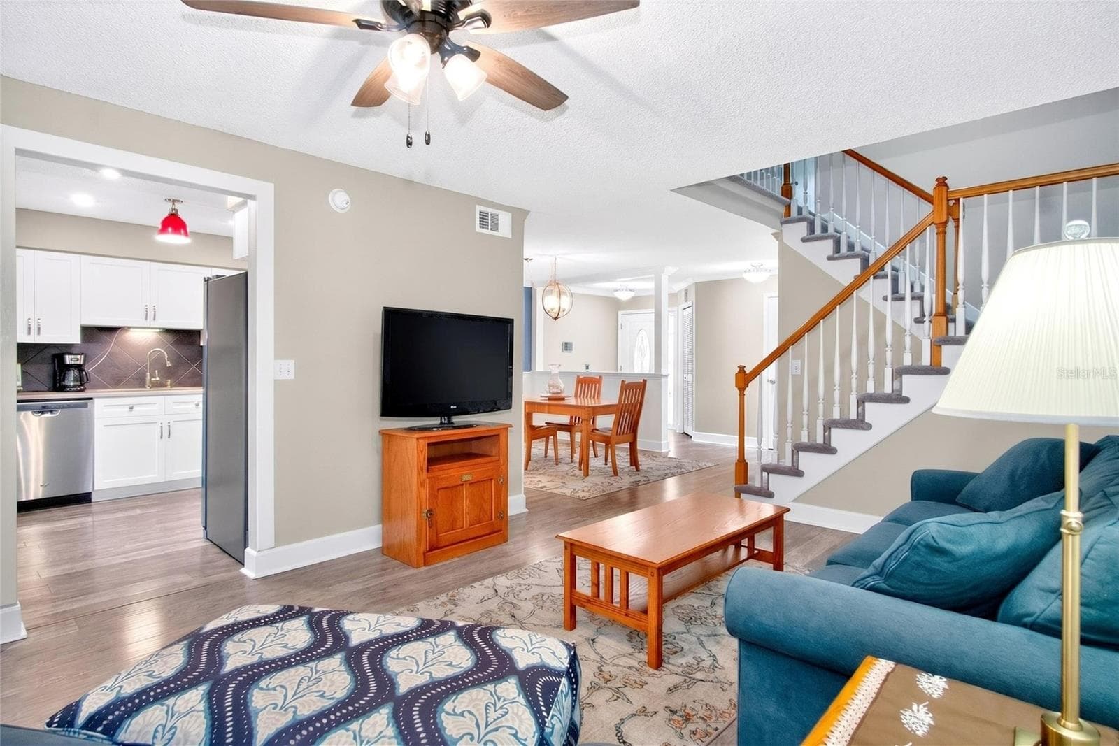 Townhouse at 2524 W BROOK LN, CLEARWATER, photo 12 of 51