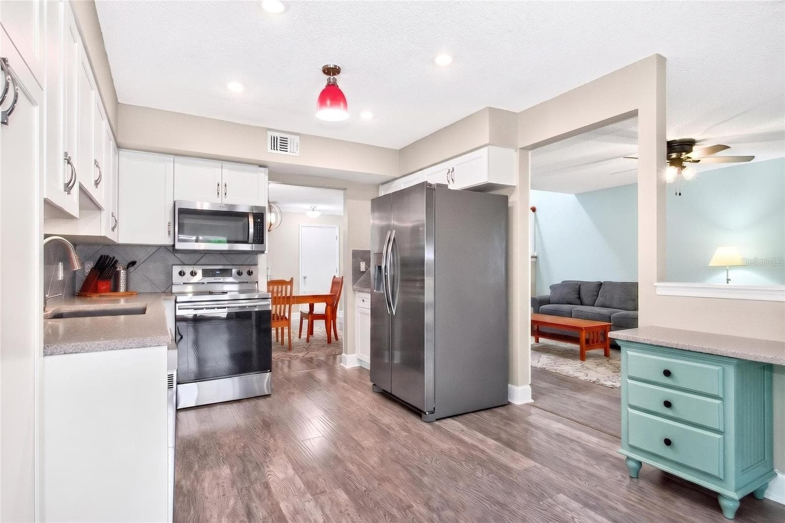 Townhouse at 2524 W BROOK LN, CLEARWATER, photo 15 of 51