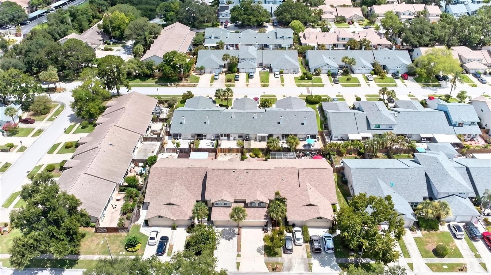 Townhouse at 2524 W BROOK LN, CLEARWATER, photo 42 of 51